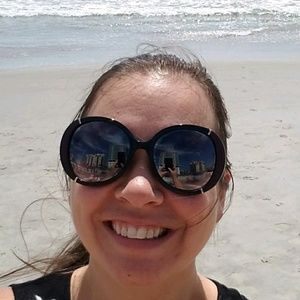 Meet your Posher, Maria